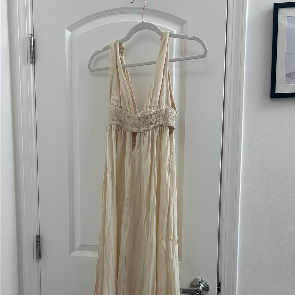 Indah Elegant Cream Sleeveless maxi Dress